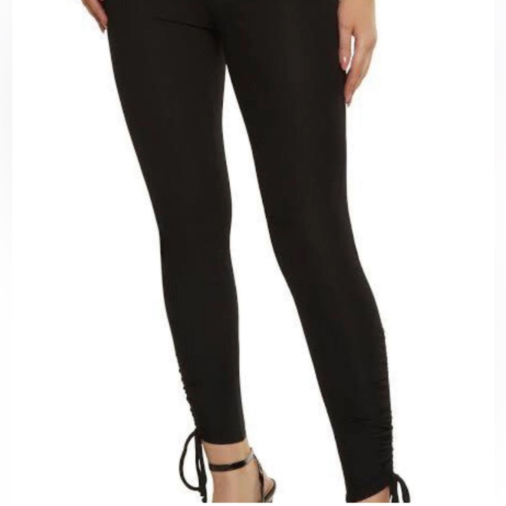 NWT Express Lace Up‎ Leggings Black Size Small